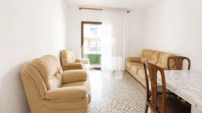 Apartment on Carrer de Lepant photo 4