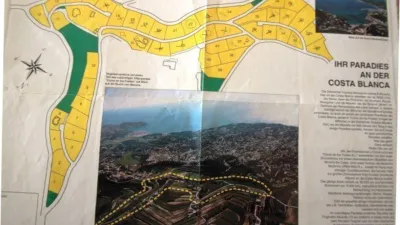 Terreno en venta en Teulada - Més