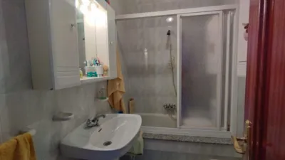 Piso en venta en Avenida de Isidro Parga Pondal, Patiñas (Laxe) de 135.000 €
