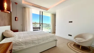Chalet on Calle Condado de Huelva 12 photo 22