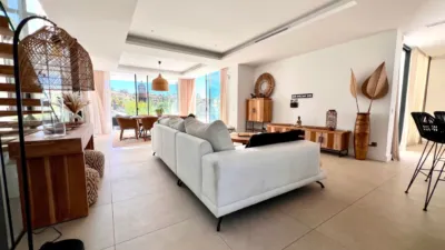 Chalet on Calle Condado de Huelva 12 photo 9