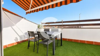 Penthouse on Carrer dels Estudis photo 21
