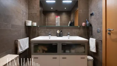 Flat on Carrer del Doctor Fleming photo 33
