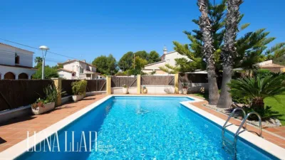 House on Carrer del Miramar photo 3