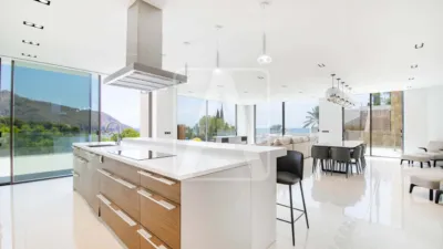 House in Altea - More