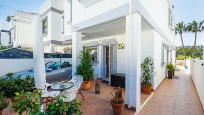 Townhouse on Autopista del Mediterráneo photo 9