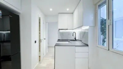 Piso en alquiler en Calle de Padilla, cerca de Calle de Alcántara - Imagen 4