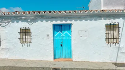 Single-family home in , in El Centro, Close to the Sea photo 29