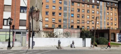 Terreno en venta en Calle de la Tenderina Baja, cerca de Calle del Río Sella, Ventanielles (Oviedo) de 50.000 €