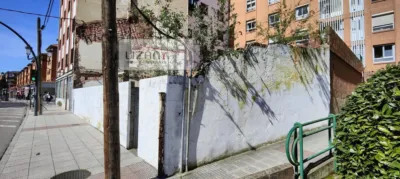 Terreno en venta en Calle de la Tenderina Baja, cerca de Calle del Río Sella, Ventanielles (Oviedo) de 50.000 €