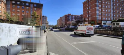 Terreno en venta en Calle de la Tenderina Baja, cerca de Calle del Río Sella, Ventanielles (Oviedo) de 50.000 €