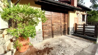 House on Caleao Street photo 44