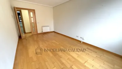 Apartment in Gamonal-Capiscol photo 8