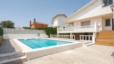 House on Calle de Fuente de la Zarza photo 4