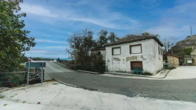 House on Calle Real, No. Information Not Available photo 2