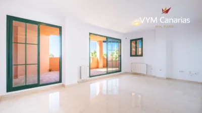 Apartamento en Urbanización Golf Bahía photo 10
