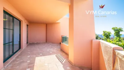 Apartment in Golf Bahía Urbanization photo 4