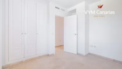 Apartamento en Urbanización Golf Bahía photo 9