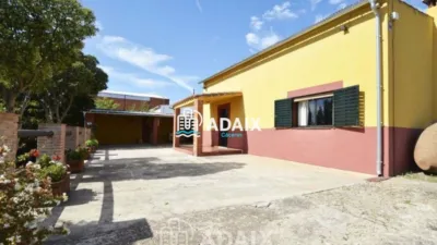 Chalet on Calle Poligono Ganadero G photo 2