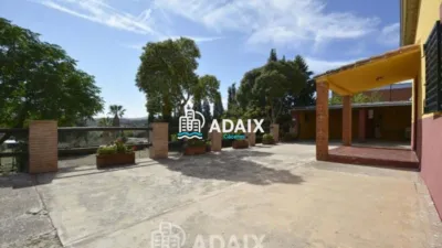 Chalet on Calle Poligono Ganadero G photo 3