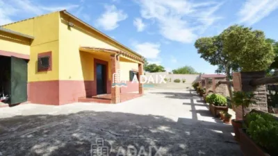 Chalet on Calle Poligono Ganadero G photo 5
