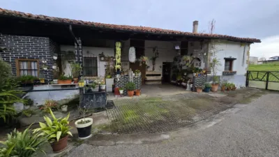 Casa en venta en Calle Bo Bustillo-Sierra Elsa, Número 1 - Más