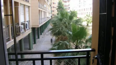 Habitación en alquiler en Avenida de las Ciencias, 2, cerca de Calle Carlinga, Avenida de las Ciencias-Emilio Lemos (Distrito Este-Alcosa-Torreblanca. Sevilla Capital) de 320 €<span>/mes</span>
