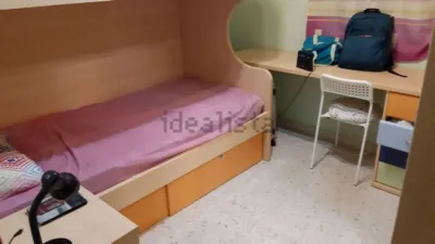 Habitación en alquiler en Avenida de las Ciencias, 2, cerca de Calle Carlinga, Avenida de las Ciencias-Emilio Lemos (Distrito Este-Alcosa-Torreblanca. Sevilla Capital) de 320 €<span>/mes</span>