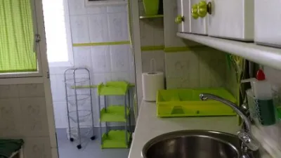 Habitación en alquiler en Avenida de las Ciencias, 36, cerca de Calle Japón, Avenida de las Ciencias-Emilio Lemos (Distrito Este-Alcosa-Torreblanca. Sevilla Capital) de 400 €<span>/mes</span>