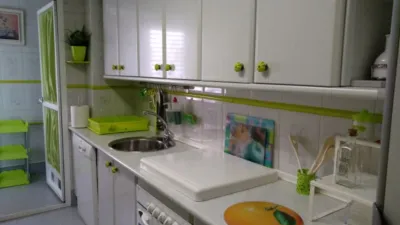Habitación en alquiler en Avenida de las Ciencias, 36, cerca de Calle Japón, Avenida de las Ciencias-Emilio Lemos (Distrito Este-Alcosa-Torreblanca. Sevilla Capital) de 400 €<span>/mes</span>