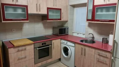 Habitación en alquiler en Avenida del Llano, 51, El Llano (Gijón) de 420 €<span>/mes</span>