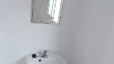 Habitación en alquiler en Calle Esperanza de Triana, 40, cerca de Calle Virgen del Buen Aire, Zona Esperanza de Triana (Distrito Triana. Sevilla Capital) de 390 €<span>/mes</span>