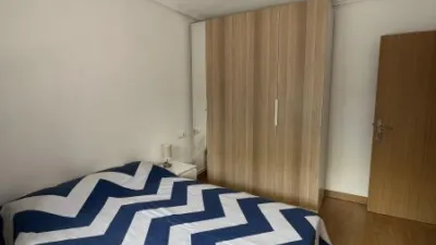 Habitación en alquiler en Calle de Gutiérrez Herrero, 10, La Magdalena-Versalles (Avilés) de 350 €<span>/mes</span>