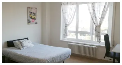 Habitación en alquiler en Calle de Juan XXIII, 1, Delicias (Zaragoza Capital) de 460 €<span>/mes</span>