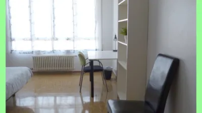 Habitación en alquiler en Calle de Juan XXIII, 1, Delicias (Zaragoza Capital) de 460 €<span>/mes</span>
