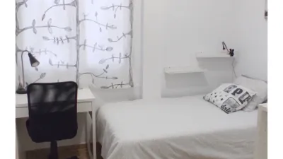 Habitación en alquiler en Calle de Juan XXIII, 1, Delicias (Zaragoza Capital) de 400 €<span>/mes</span>