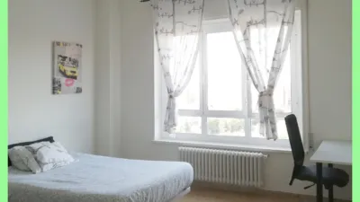 Habitación en alquiler en Calle de Juan XXIII, 1, Delicias (Zaragoza Capital) de 450 €<span>/mes</span>