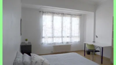 Habitación en alquiler en Calle de Juan XXIII, 1, Delicias (Zaragoza Capital) de 450 €<span>/mes</span>