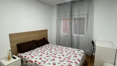 Habitación en alquiler en La Magdalena-Versalles, La Magdalena-Versalles (Avilés) de 350 €<span>/mes</span>