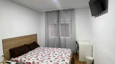 Habitación en alquiler en La Magdalena-Versalles, La Magdalena-Versalles (Avilés) de 350 €<span>/mes</span>