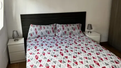 Habitación en alquiler en La Magdalena-Versalles, La Magdalena-Versalles (Avilés) de 350 €<span>/mes</span>