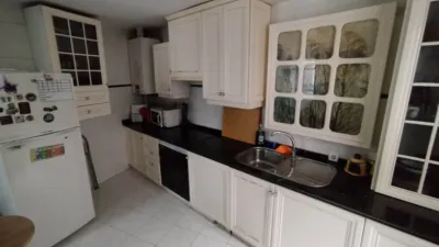 Habitación en alquiler en Calle de la Estación, 30, Centro (Avilés) de 300 €<span>/mes</span>