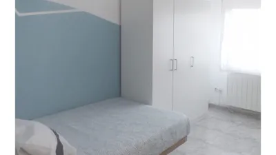 Habitación en alquiler en Plaza de Tauste, 1, Casco Antiguo (Zaragoza Capital) de 385 €<span>/mes</span>