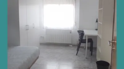 Habitación en alquiler en Plaza de Tauste, 1, Casco Antiguo (Zaragoza Capital) de 385 €<span>/mes</span>