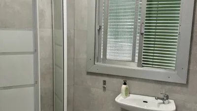 Habitación en alquiler en Calle del Maestro Caballero, 57, cerca de Calle del Sargento del Río Llamas, Campoamor (Distrito Campoamor-Altozano. Alicante - Alacant) de 355 €<span>/mes</span>