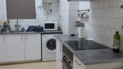 Habitación en alquiler en Carrer de Maties Perelló, 60, cerca de Avinguda del Regne de València, Russafa (Distrito L'Eixample. València Capital) de 395 €<span>/mes</span>