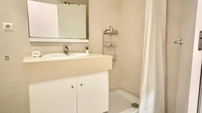 Habitación en alquiler en Calle del Conde de Altea, 32, cerca de Carrer de Joaquín Costa, Gran Via (Distrito L'Eixample. València Capital) de 690 €<span>/mes</span>