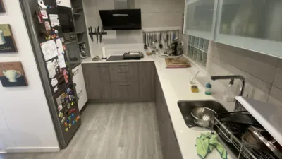Habitación en alquiler en Carrer del Pantà de Tremp, 28, El Carmel (Distrito Horta-Guinardó. Barcelona Capital) de 550 €<span>/mes</span>