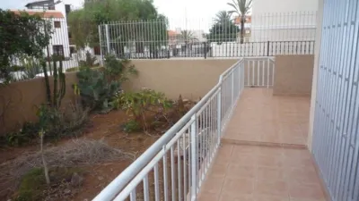 Apartamento en venta en Paseo Cornisa, Costa del Silencio-Las Galletas (Arona) de 149.000 €