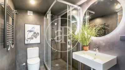 Promoción Apartamentos nuevos en singular proyecto de rehabilitación antigua Fábrica Textil, Calle Riereta 35. El Raval (Distrito Ciutat Vella. Barcelona Capital) de 480.000 €